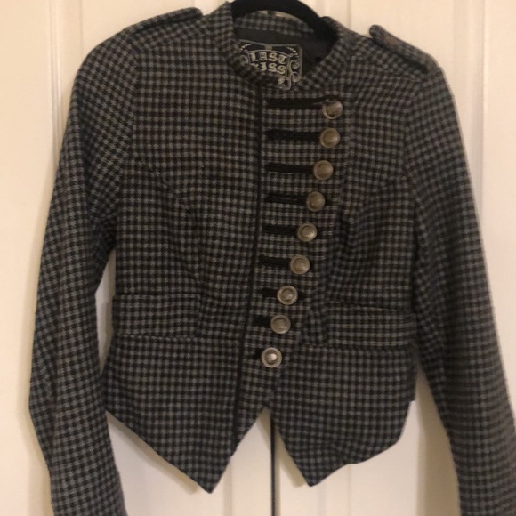 Rockstar Jacket 🤘 - Picture 9 of 11